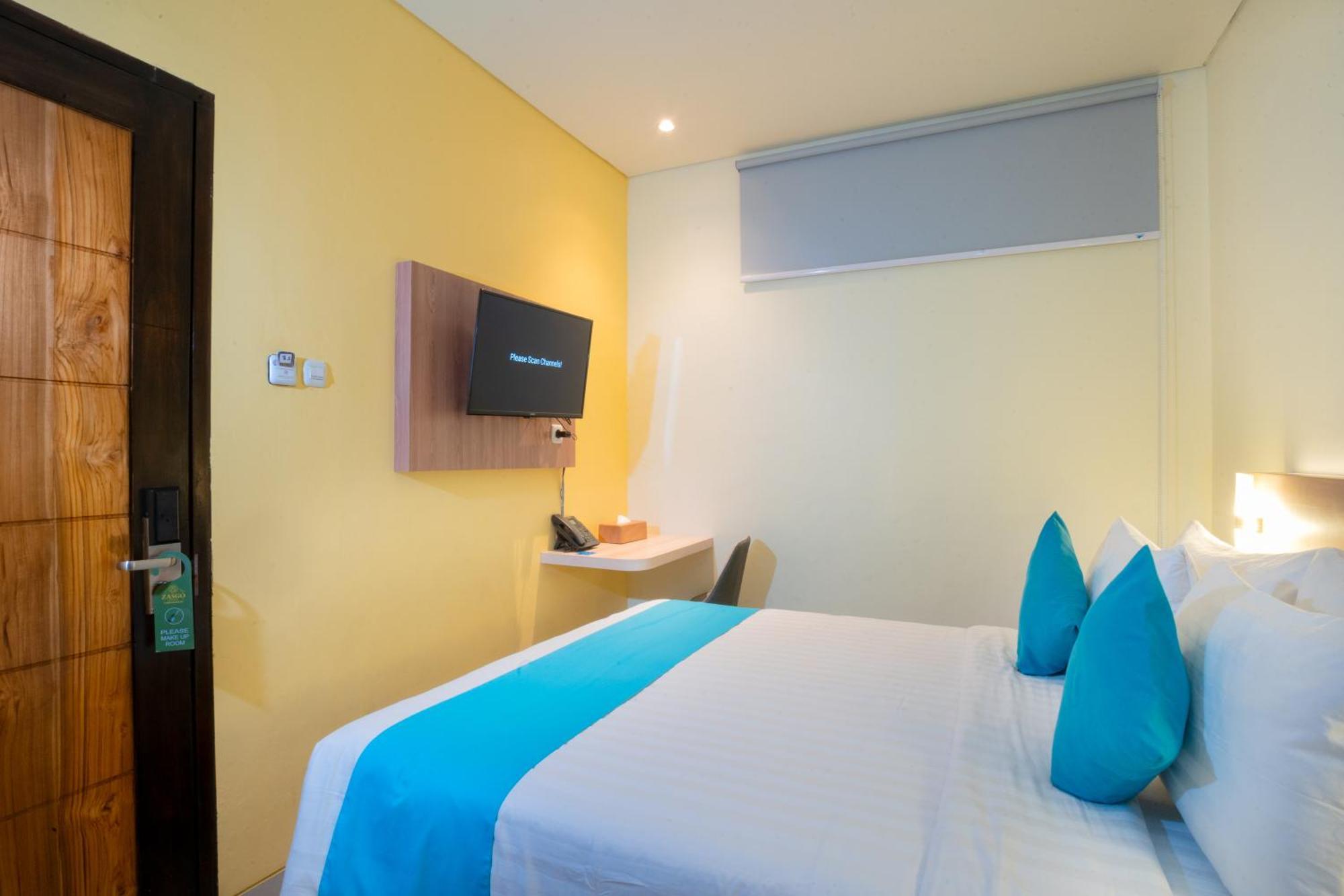 Zasgo Hotel Labuan Bajo Exterior photo